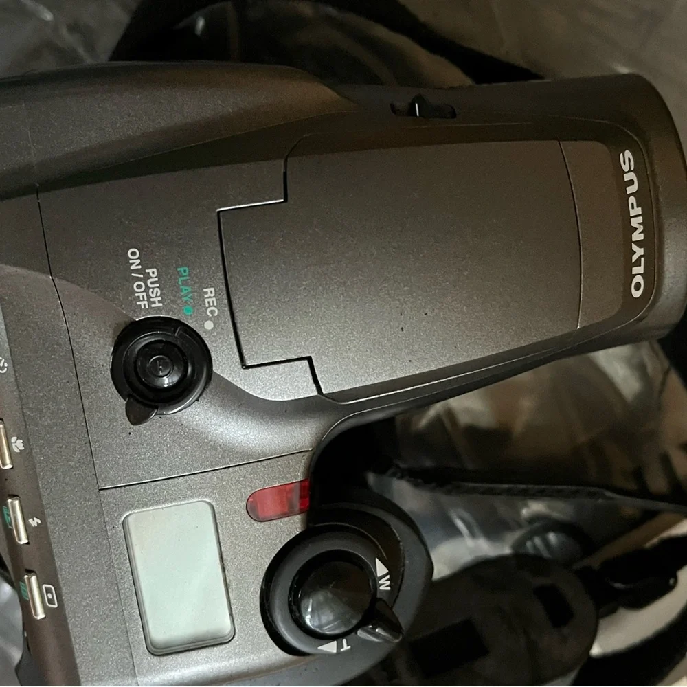 Olympus D-600L Digital Camera with Manual